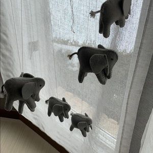 Restoration Hardware mobile